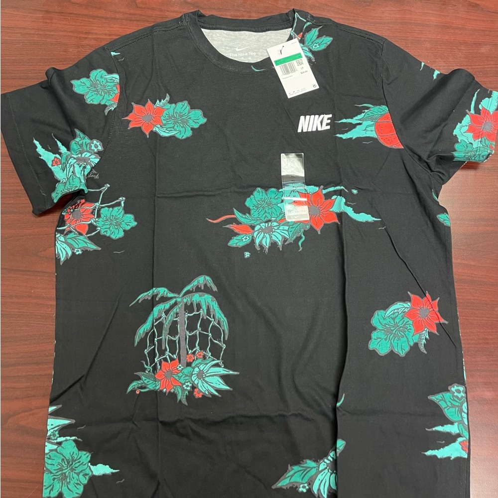 NIKE Print Allover Basketball Graphic T-Shirt BRAND NEW Men’s Size XL